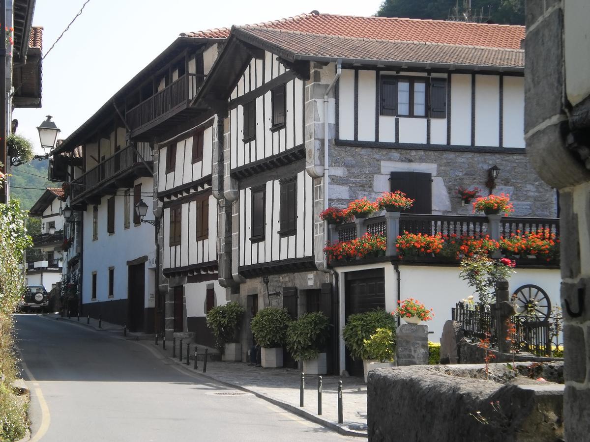 Larraenea Bed And Breakfast Lesaka Zewnętrze zdjęcie